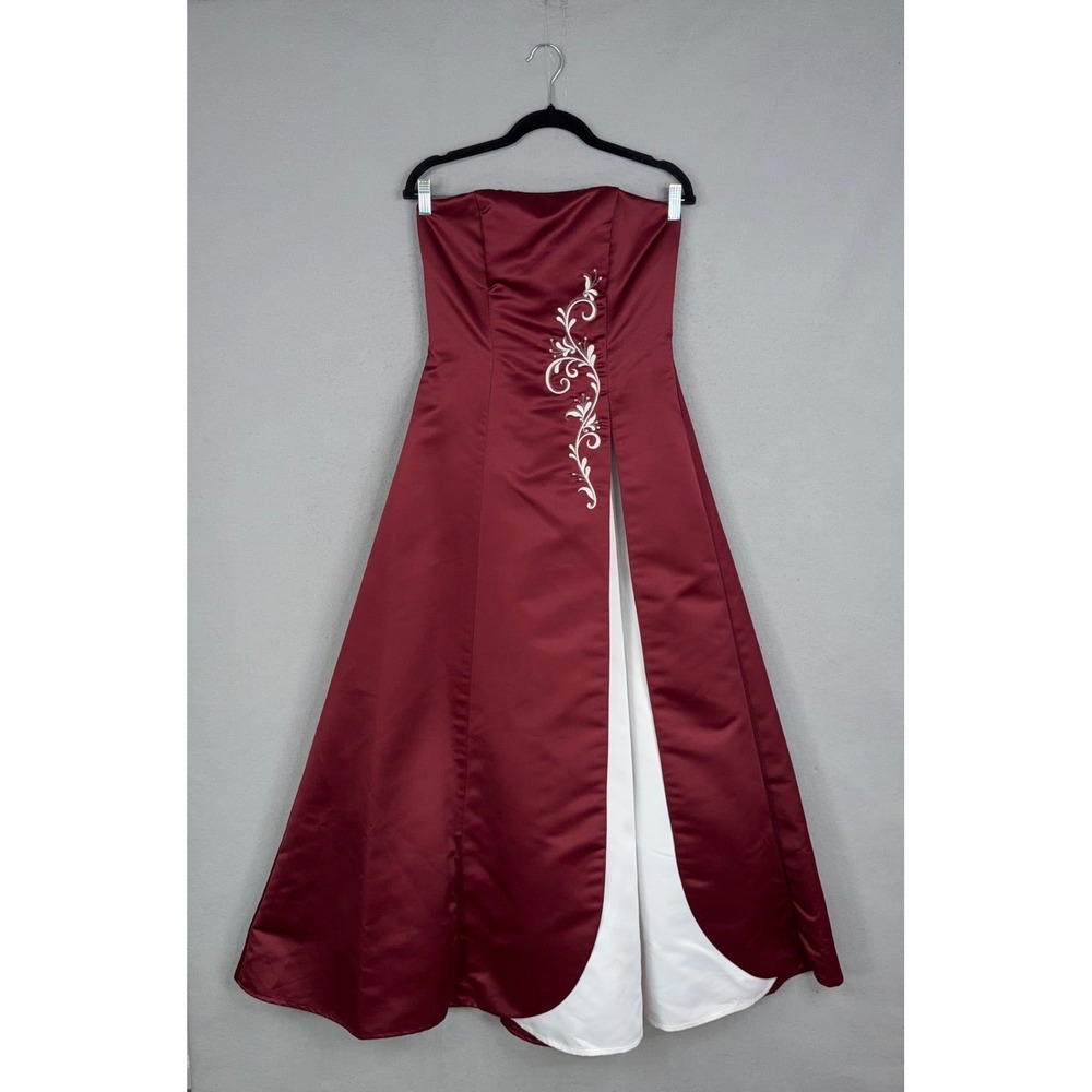 Fiesta Gown Dress Womens Medium Burgundy Embroidered Strapless Formal Y2K Prom
